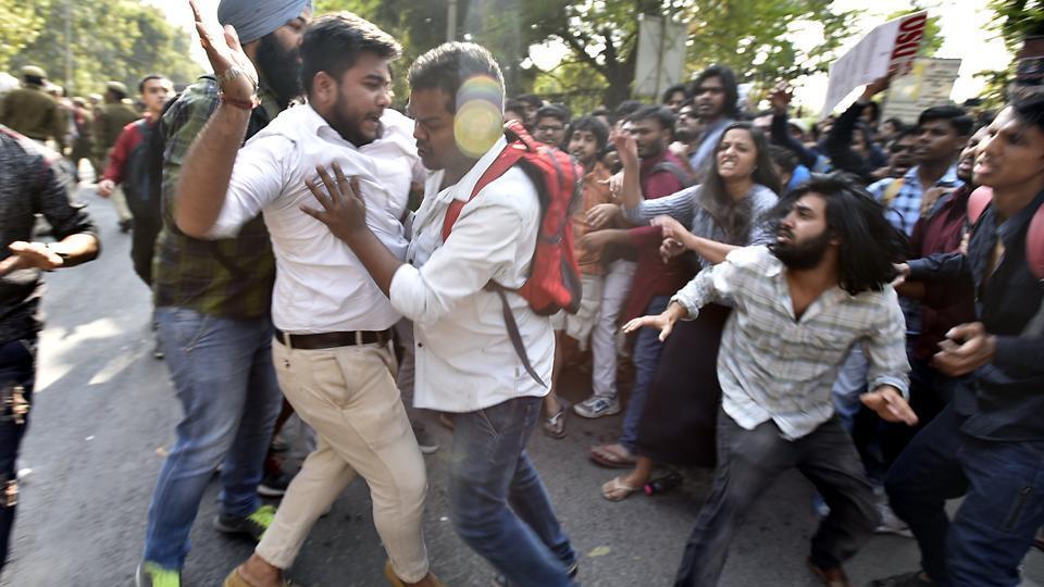 ഡൽഹി സർവകലാശാല അധ്യാപകർ ദേശവിരുദ്ധമു​ദ്രാവാക്യം വിളി​ച്ചെന്ന്​ പൊലീസ്